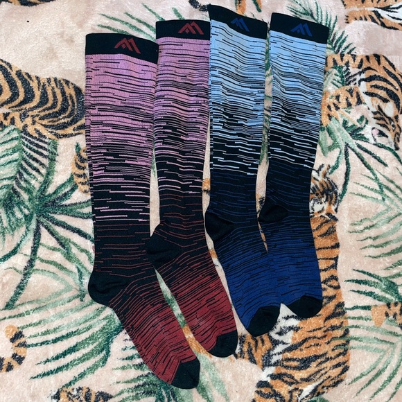 Running Compression Socks - Picture 1 of 4